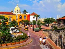 Plaza de la ciudad de Cartagena Santa teresa hotel charleston