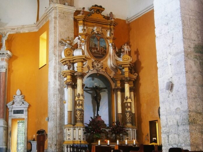Leyenda Cristo de la Expiración de la Iglesia de Santo Domingo de Cartagena de Indias, Colombia.
