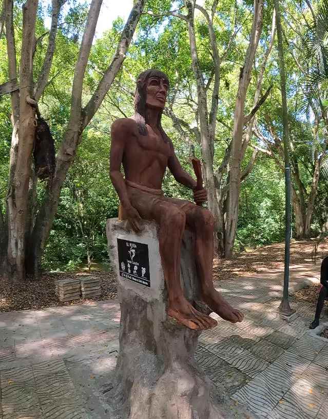 Sculpture of El Poira by Emiro Garzón in the open-air museum of the Malecón del Río Magdalena in Neiva