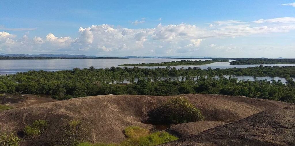 Cerro del Bita de Puerto Carreño