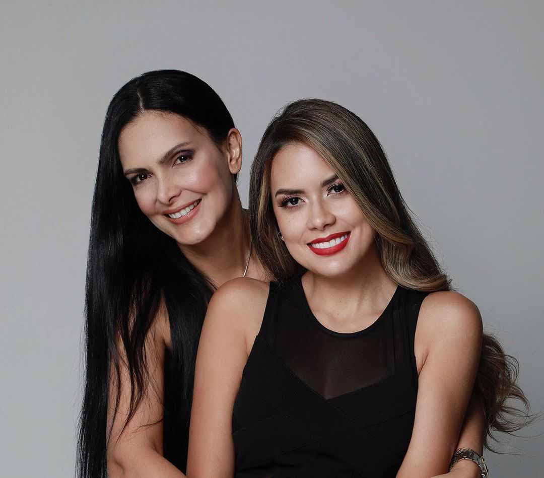 marcela Posada Arbeláez actriz y modelo y su hija Nataly arbeláez