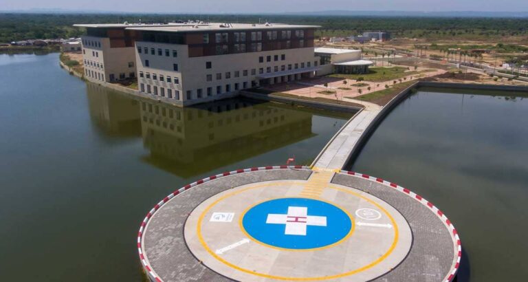 Centro Hospitalario Serena De Mar