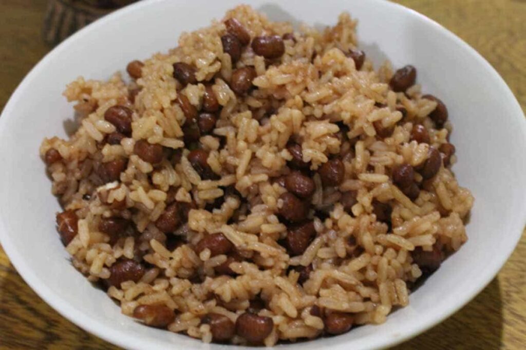 Arroz con frijol morado guajiro