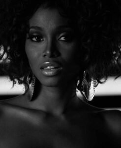 Maria Nela Sinisterra actriz Colombiana