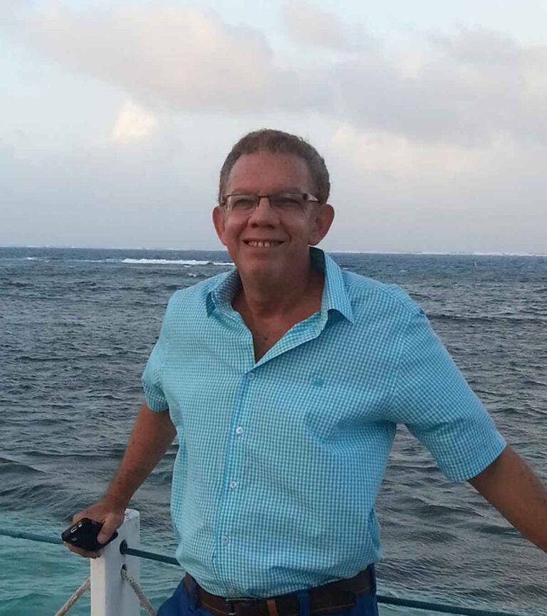 Hernando Pereira Brieva Escultor Colombiano