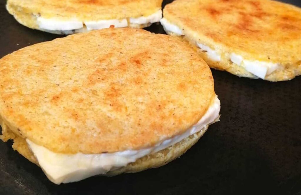 Arepas asadas receta colombiana