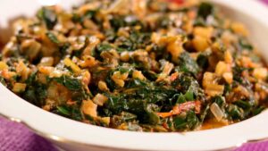 Acelgas guisadas o espinacas guisadas