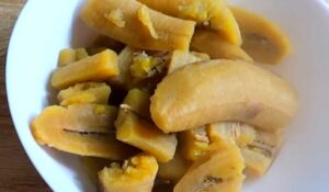 Plátano cocido o Hervido