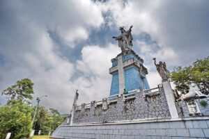 Legend of the stolen eyes of La Virgen de Yanaconas