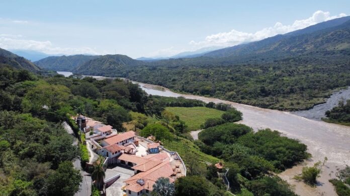 Mejores vinos en Colombia Viña Sicilia ruta del viñedo Colombia