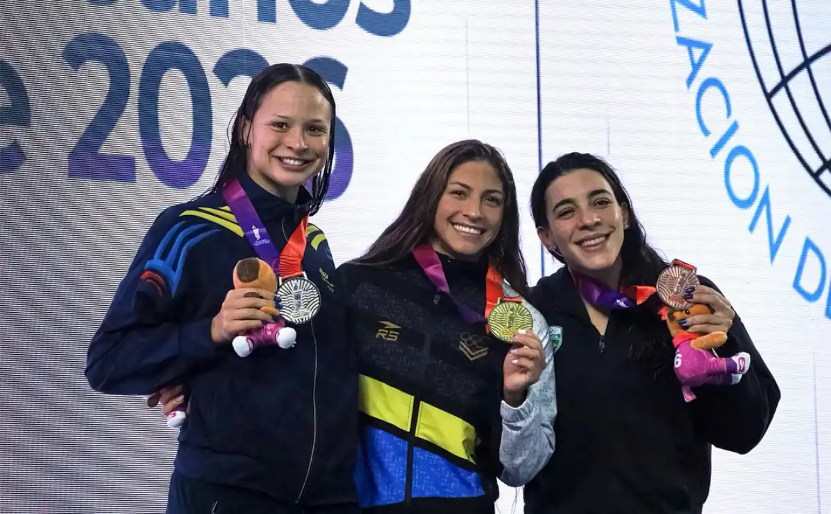 Lyon Lismar, Sirena Rowe y Luanna Nunes.